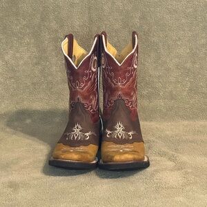 Boys cowboy boots